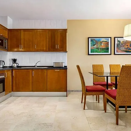 Ξενοδοχείο Wyndham Residences Costa Del So 5*